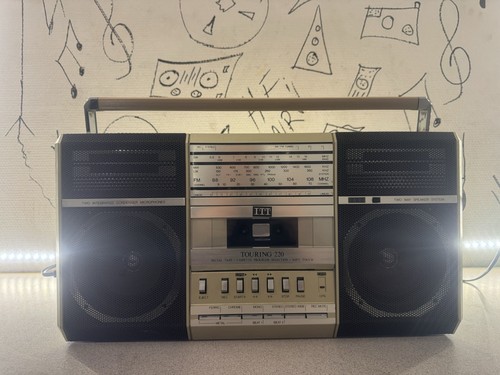 Itt touring 220 - itt, radiorekorder