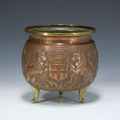 Cachepot mit wappen und - wappen,