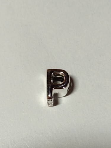 Pandora buchstabe - buchstabe, p