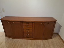 Esszimmer Kirschbaum, Vitrine