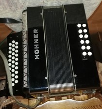 Hohner Pre- Corona III R-Modell Knopfgriff-Akkordeon