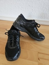 Sport Schuhe von ASICS Noosa