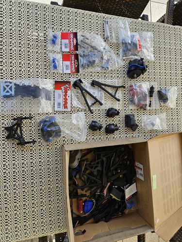 Traxxas revo ersatzteile - e-revo,