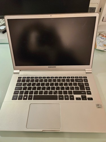 Samsung serie np900x4d - 9,