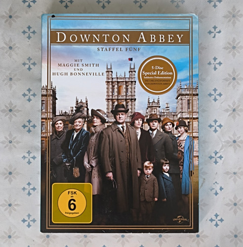 Universal downton abbey - universal,