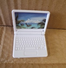 Weißer Kunststoff-Laptop-Computer in Puppengröße hergestellt für Puppenhaus UK-Verkäufer