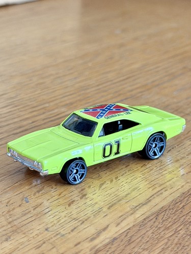 Hot wheels general lee - general,