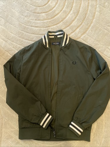Stylische fred perry - stylische,