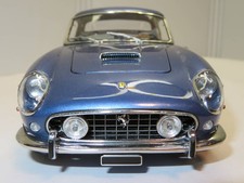 CMC 1/18 Ferrari 250 GT