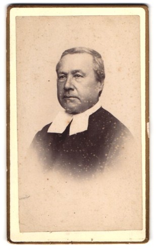 Fotografie geistlicher pfarrer - fotografie,