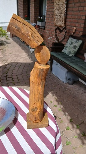Abstrakte skulptur aus holz - abstrakte,