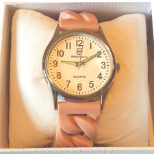 Silberfarbene Armbanduhr & Box
