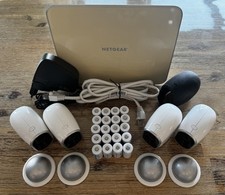 Netgear Arlo VMB3000 + 4  Kameras VMC 3030 incl. Akkus