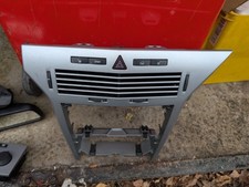 Opel Astra H MIttelkonsole