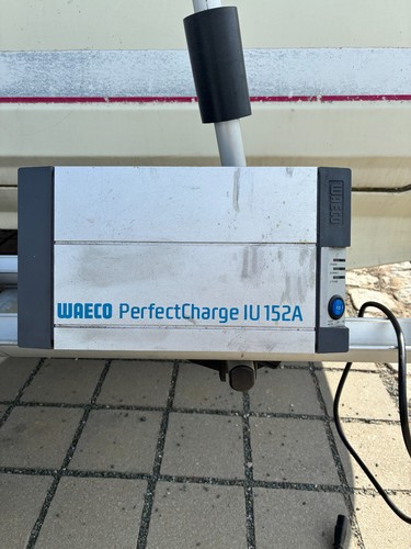 Waeco perfect charge 152a - iu,