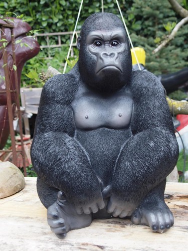 Gorilla sitzend deko figur - gorilla,