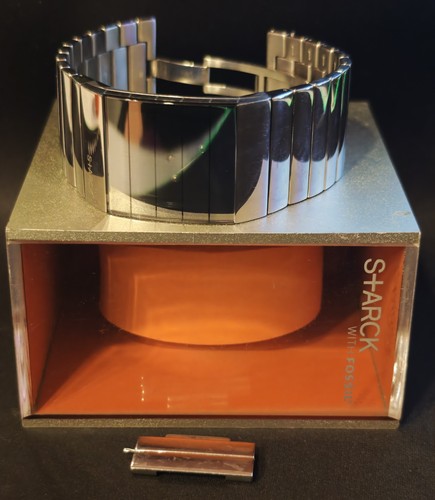 Starck with fossil - starck,