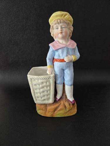 Porzellan figur junge mit korb - junge,