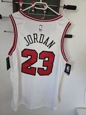 Jordan Bulls 23 Trikot Nike