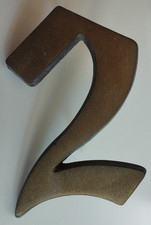 Hausnummer Schmiedeeisen Nummer 2 Türschild Bronze/Gold 140 mm Antik +Schrauben