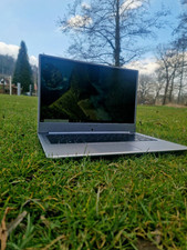 Laptop I5-10210U, 1.1 TB, Ultrabook, TOP zustand