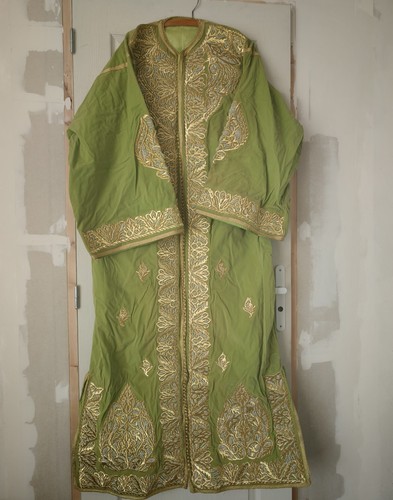 Eleganter kaftan aus marokko - aus,
