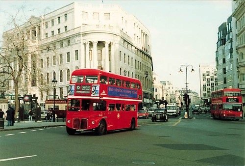 Alter bus oldtimer - bus, foto