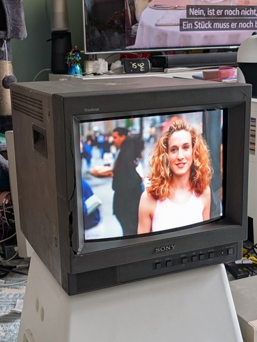 Sony trinitron pvm - sony,