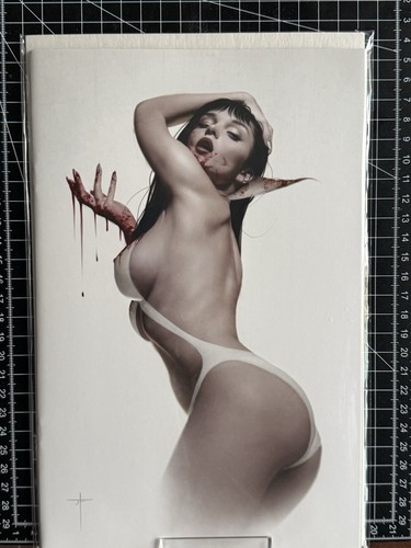Vampirella 2025 jay - nm+,