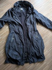 Toller Lailishi-Mantel