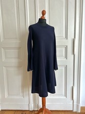 Dunkelblaues Strickkleid COS