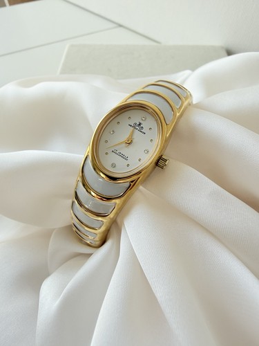 Elegante damenarmbanduhr von - elegante,