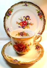 Kaffeegedeck 3 tlg mit Blumendekor und dicken Goldrand aus Omas Nachlass Top