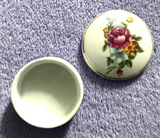 Porzellan - Pillen - Dose