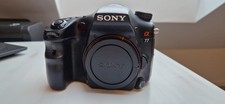 Sony Alpha A77 SLT-A77V -  Kamera Body - Zubehörpaket 3 Akkus und Fernauslöser