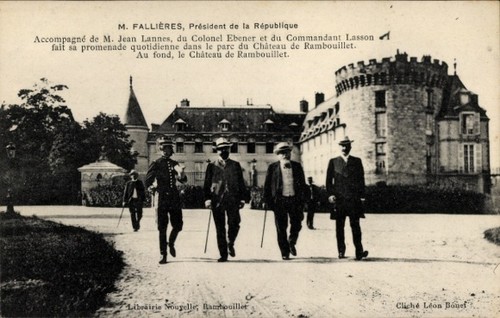 President de la - ak,