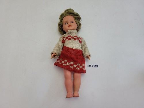 Puppe ddr rot weiß - ddr, rot-weiß