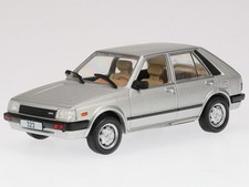 Mazda 323 1984 silber Modellauto ABADD152 Hachette 1:43