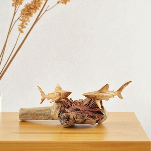 Handgeschnitzte riffhaie holz - handgeschnitzte,