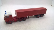 Wiking 515 Mercedes 2235 SK Pritschen-Sattelzug rot weiß Feuerwehr Umbau (28)
