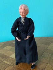 Alte Dame Frau Caco 50er