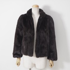 Echter dunkler Nerz Pelz