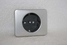 Busch & Jäger alpha nea