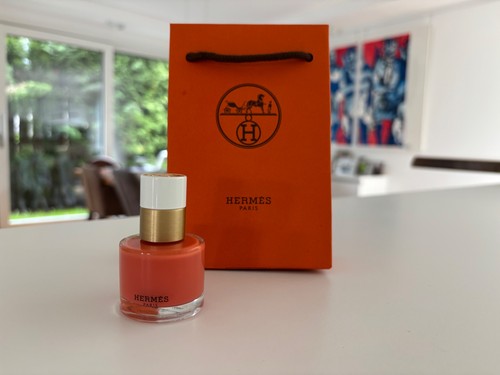 Les mains hermès - mains, nagellack