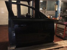 482340 Tür rechts vorne