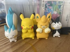Kleine Pokémon Sammelfiguren (Japanische Gacha Figuren) 12 Figuren