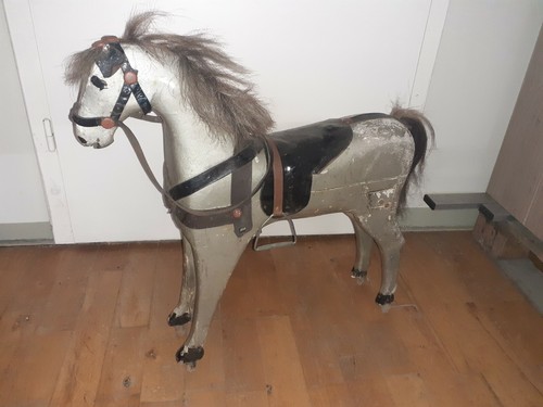 Altes pferd schaukelpferd - pferd,