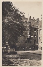 München Alter Hof Brunnen ngl