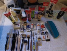 Konvolut ACRYLFARBEN und Zubehör