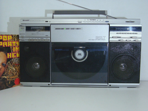 Sharp 2500h boombox radio - sharp,